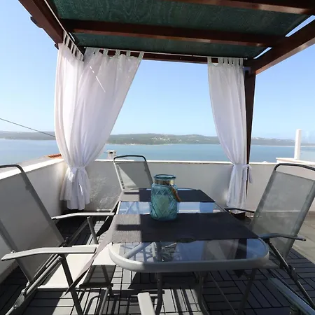 Holiday home Beguest Lagoon House *